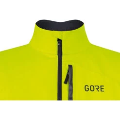 Gore Wear Heren Spirit Bodywarmer 7 Gore Wear Heren Spirit Bodywarmer -Sport Mode iview 1091543 001 pic3